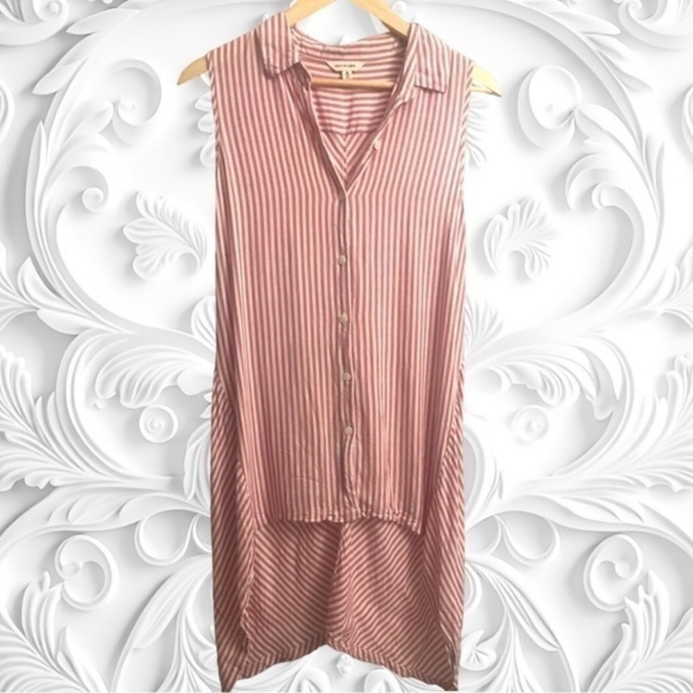 Max Studio Hi-Low Sleeveless Mini Red Striped Top Medium